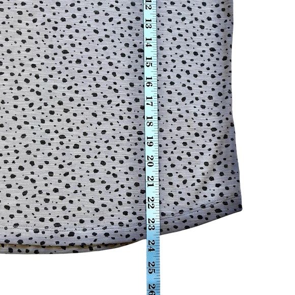 Democracy: Grey Animal Print Blouse. - Picture 8 of 11